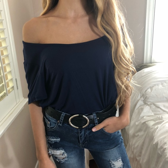 Solddd Outtt - Picture 3 of 4